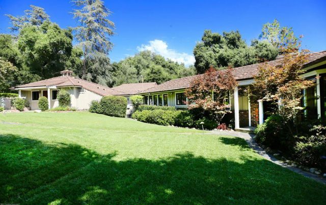 1979 Sierra Madre Villa Avenue